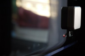 IRBeacon turns smartphones into universal remote for home appliances